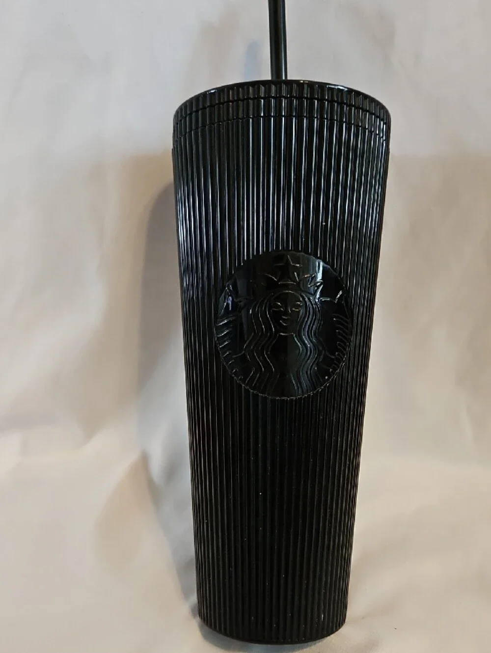 STARBUCKS- Black Ribbed Tall Tumbler with Straw